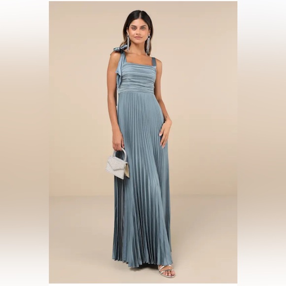 Lulus Dresses & Skirts - Elegant Blue Pleated Maxi Dress
